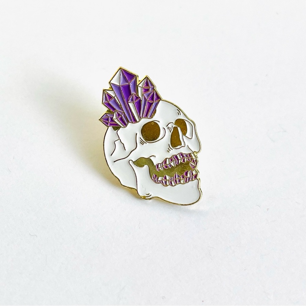Crystal Skull Enamel Pin